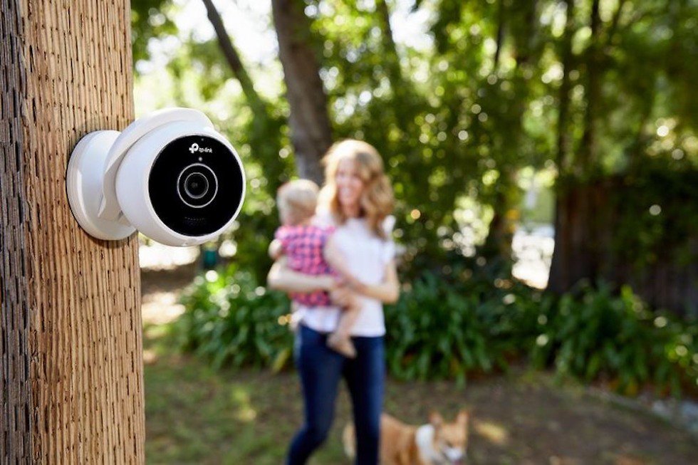 TP-Link Intros $139 Kasa Cam Outdoor, $49 Kasa Smart WiFi Plug